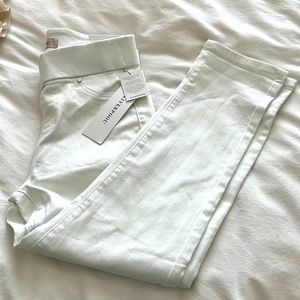 Liverpool crop white jeans